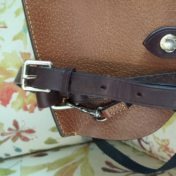 Dooney & Bourke Large Crossbody Mail Carrier Nylon Bag - Picture 11 of 16